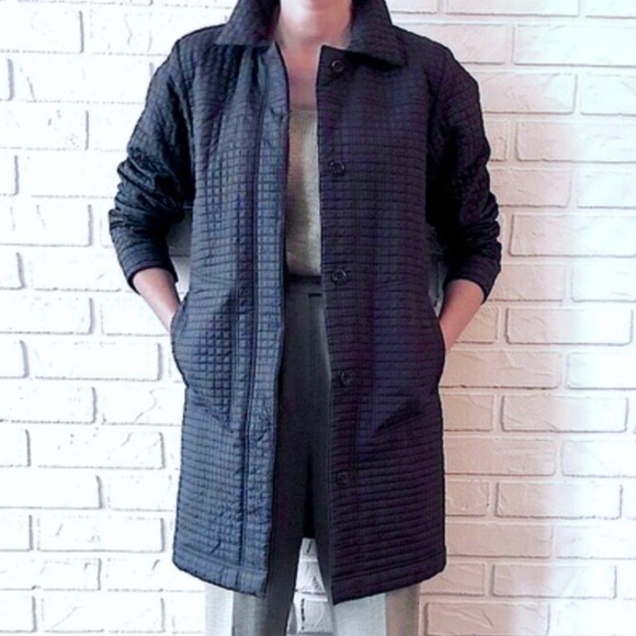 Royal Robbins Jackets & Blazers - Royal Robbins quilted navy blue button up jacket mid length S